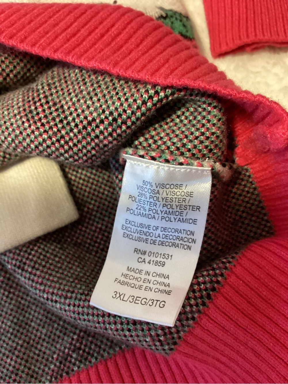 Pixar Cozy Lotso bear Strawberry Cardigan Sweater - Red/White, EUC, 3X - Picture 10 of 10
